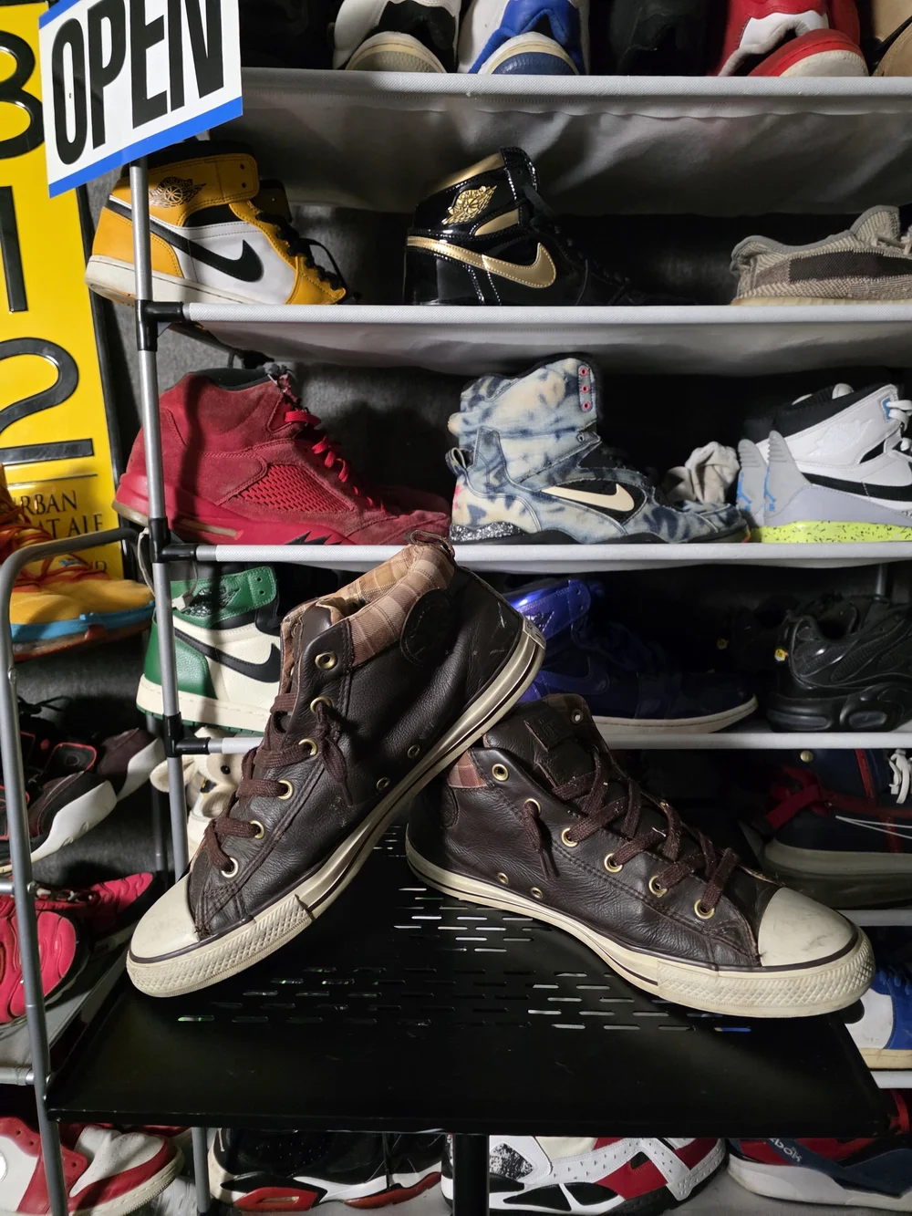 Converse high top